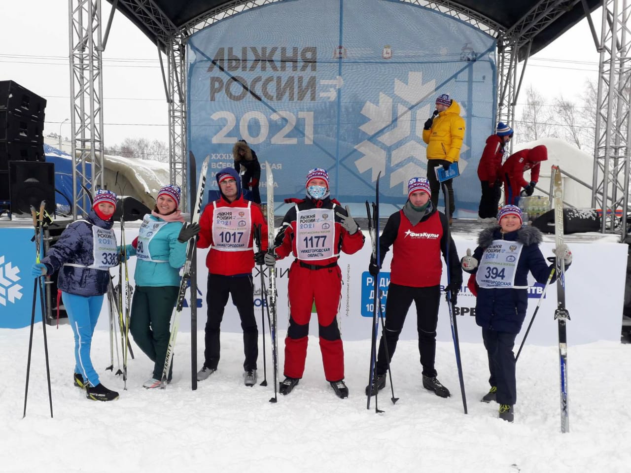 Голую Реми Раян мужик так трахнул в жопу, что аж искры из глаз посыпались – Telegraph